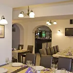 Hanul Domnesc Mini-hôtel