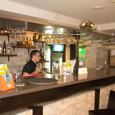 Inn Hanul Domnesc Brasov