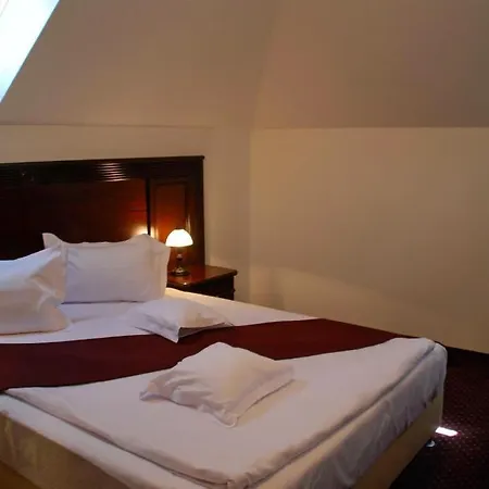 Hanul Domnesc Han/Misafirhane Braşov