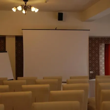 Hanul Domnesc Han/Misafirhane 3*