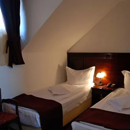 Han/Misafirhane Hanul Domnesc Braşov