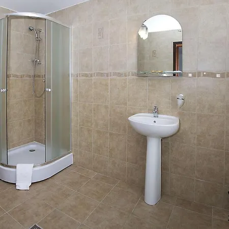 Hanul Domnesc 3*