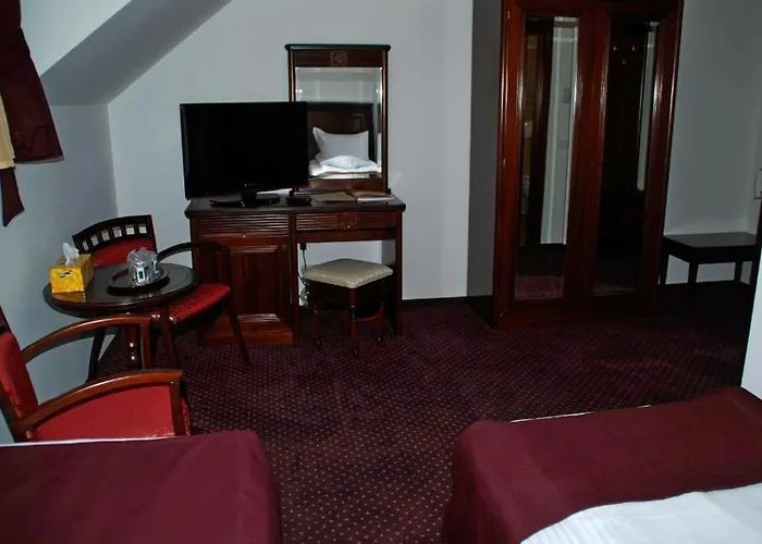 Inn Hanul Domnesc Braşov
