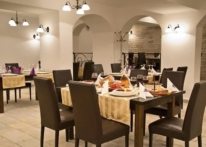 Inn Hanul Domnesc Brasov